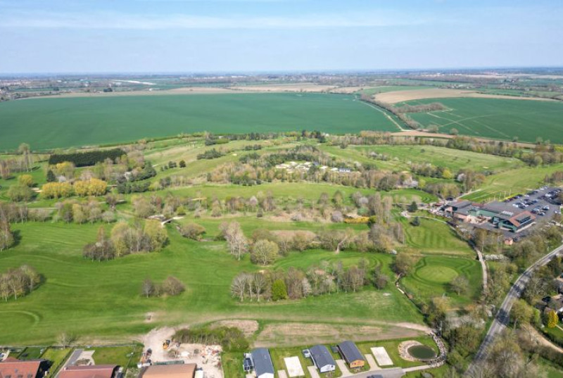 Cambridge Country Club, Toft Road, CB23