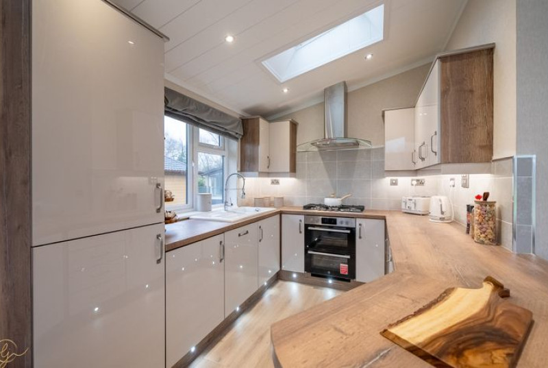 Cambridge Country Club, Toft Road, CB2310