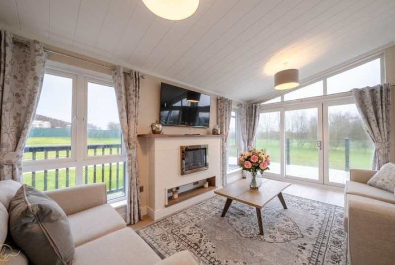 Cambridge Country Club, Toft Road, CB2313