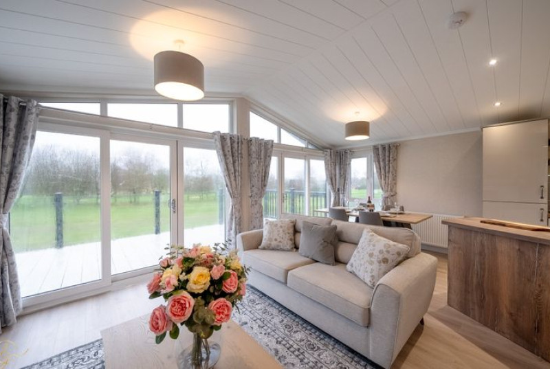 Cambridge Country Club, Toft Road, CB2314