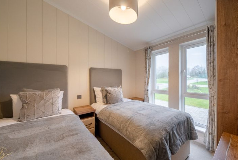 Cambridge Country Club, Toft Road, CB2320