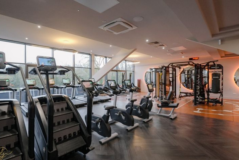 Cambridge Country Club, Toft Road, CB2330