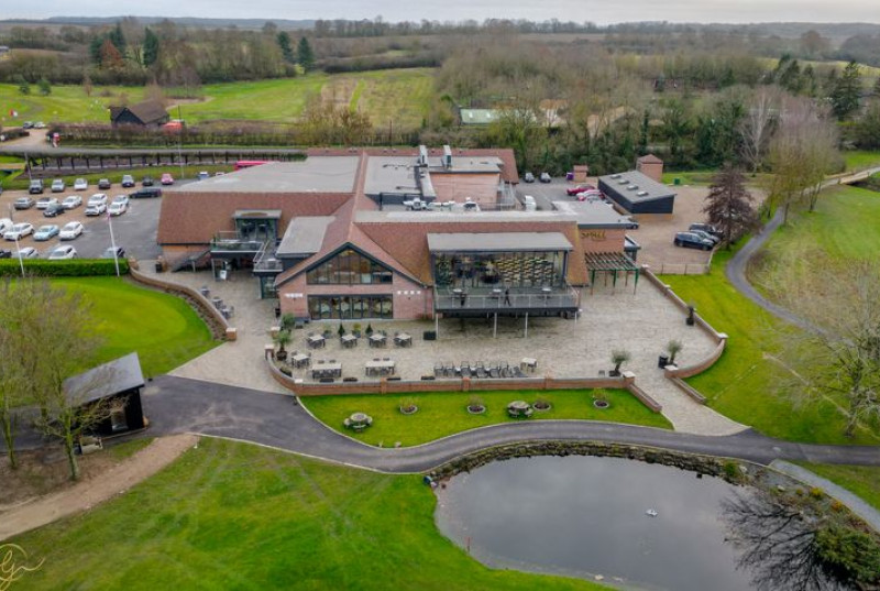 Cambridge Country Club, Toft Road, CB2333