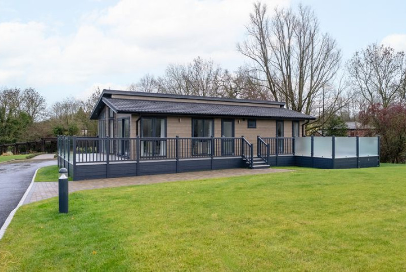 Cambridge Country Club, Toft Road, CB2334