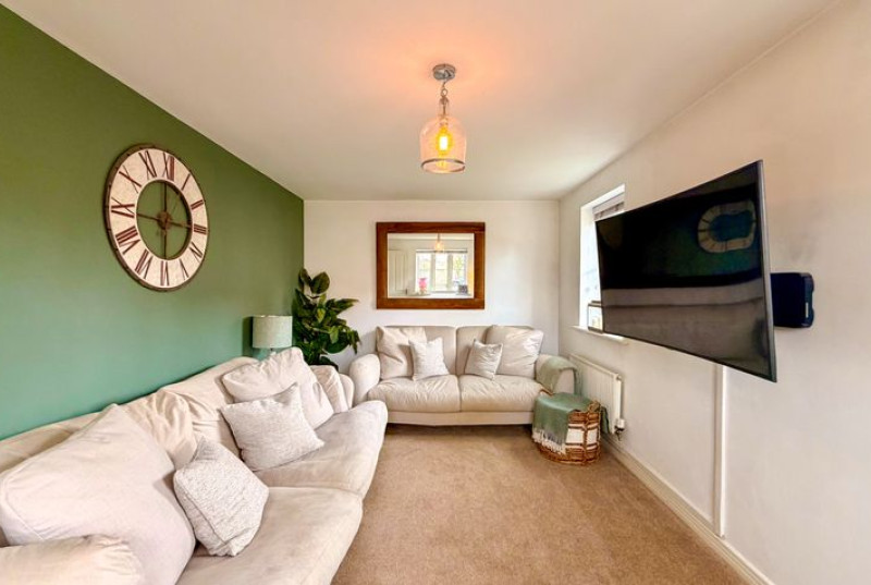 Rowell Way, Sawtry, PE2815