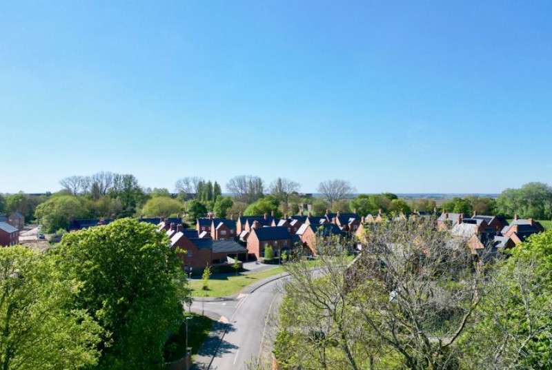 De Havilland Gardens, Bury, PE261