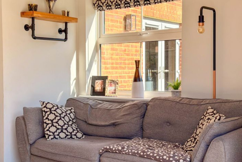 De Havilland Gardens, Bury, PE2619