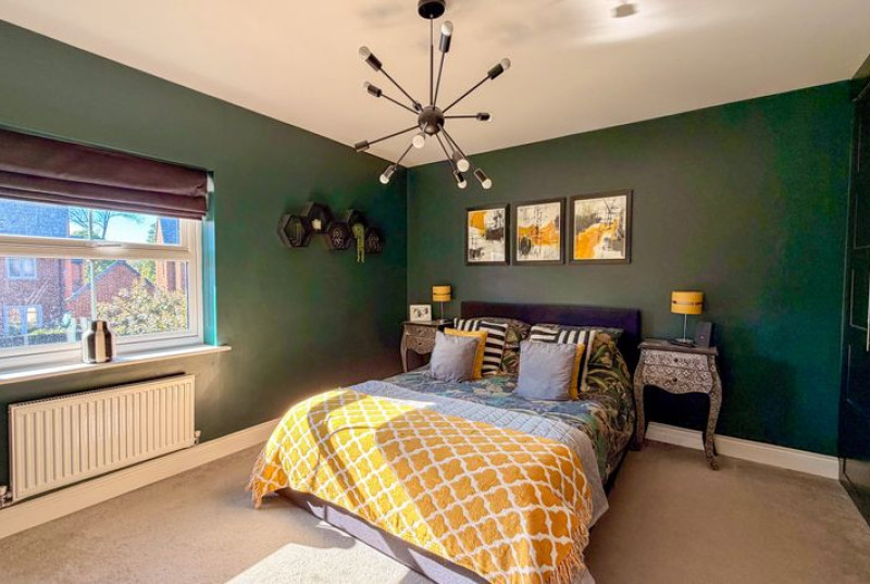 De Havilland Gardens, Bury, PE2632