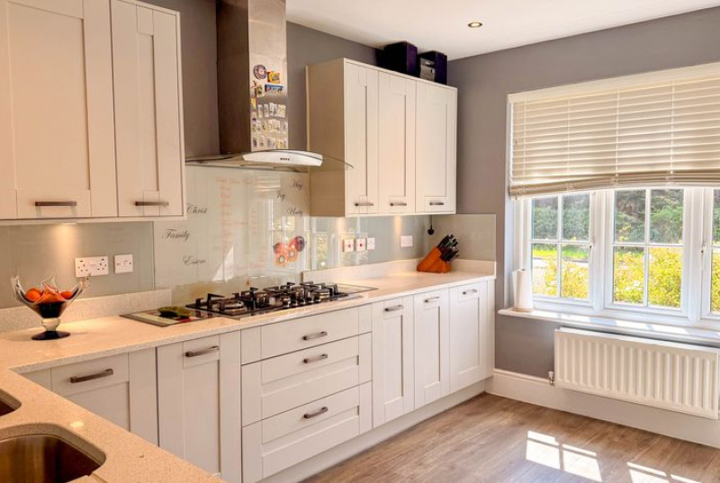 St. Edmunds Way, Hauxton, CB2214