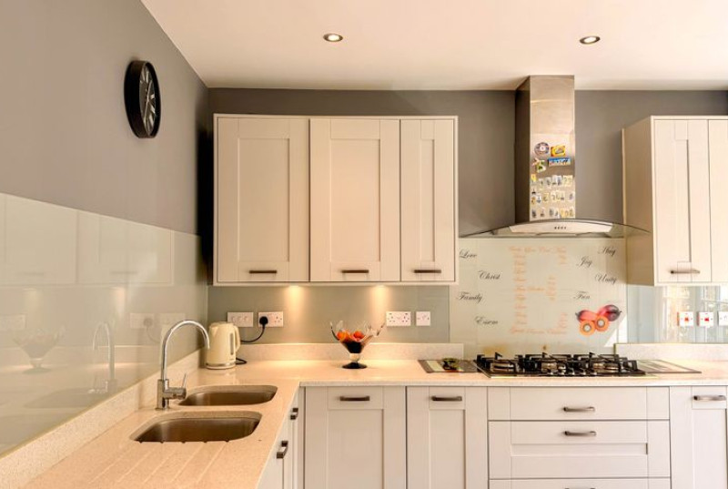 St. Edmunds Way, Hauxton, CB2216