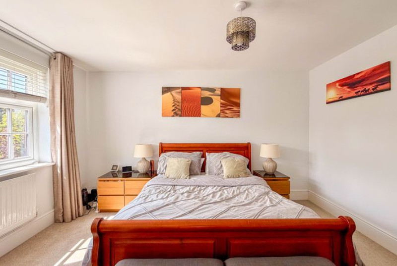 St. Edmunds Way, Hauxton, CB2242
