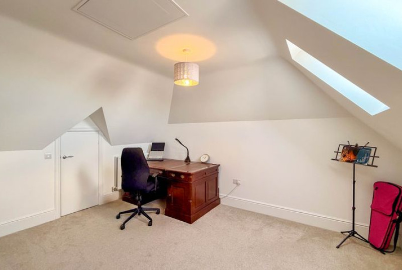 St. Edmunds Way, Hauxton, CB2255