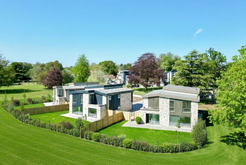 Houghton Road, St. Ives, PE27