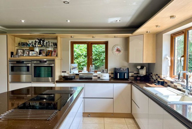 Longstaff Way, Hartford, PE2915