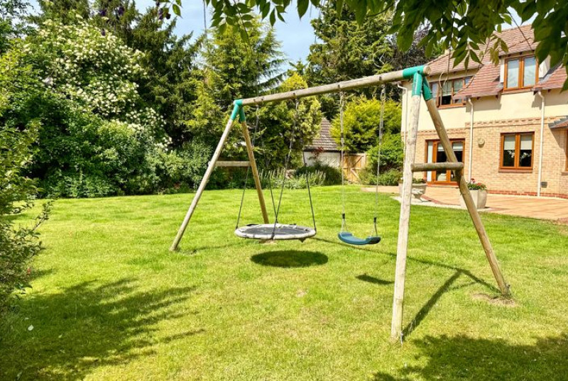 Longstaff Way, Hartford, PE2940