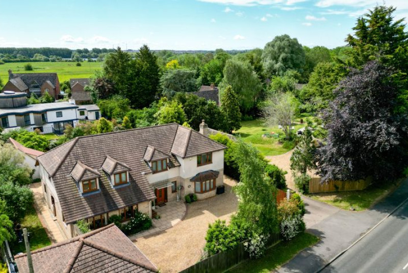 Longstaff Way, Hartford, PE2943
