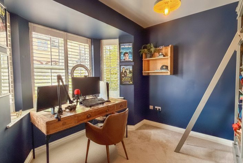 Helena Crescent, Fairfield, SG56
