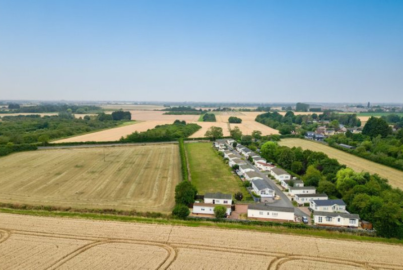 Appletree Close, Cottenham, CB2434