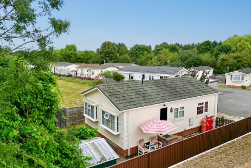 Appletree Close, Cottenham, CB2435