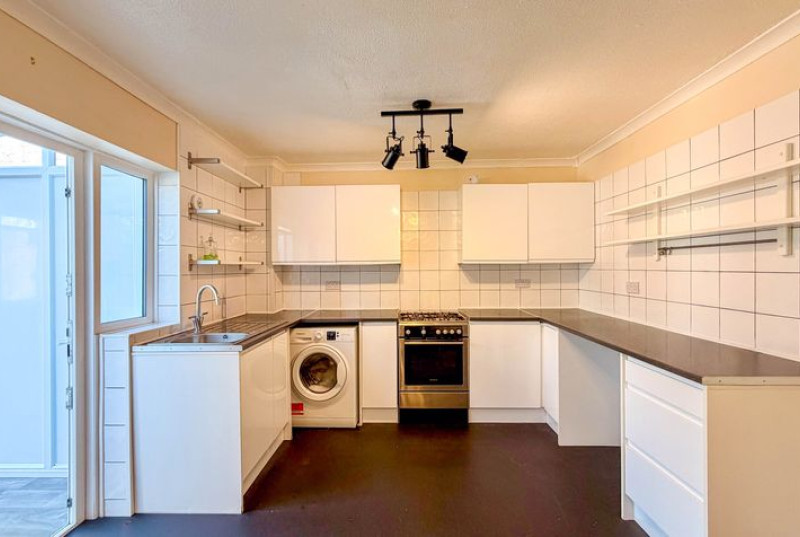 Bevan Close, Huntingdon, PE298