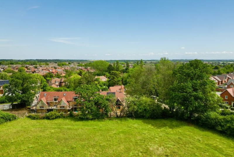 The How, Houghton Road, PE2719