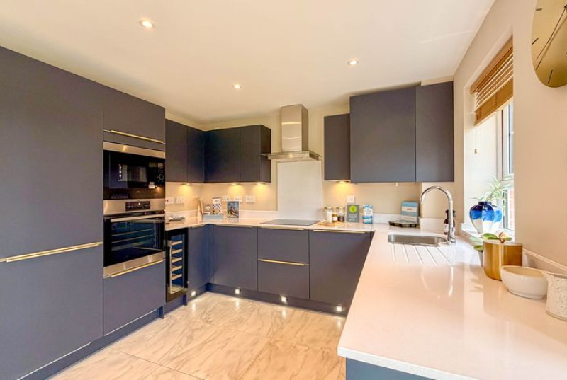 Chatteris Gate, London Road, PE1613
