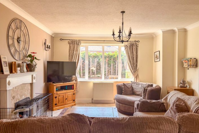 Ugg Mere Court Road, Ramsey, PE2611