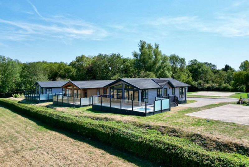 Cambridge Country Club, Toft Road, CB23