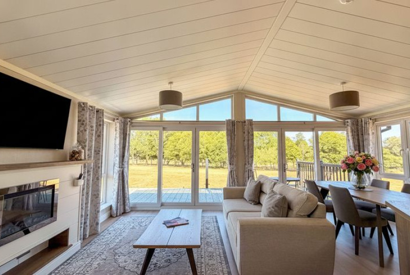 Cambridge Country Club, Toft Road, CB2312