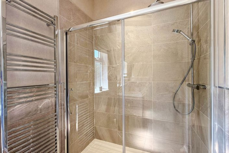 Cambridge Country Club, Toft Road, CB2322