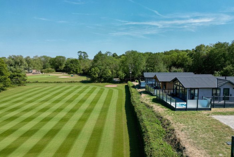 Cambridge Country Club, Toft Road, CB2331