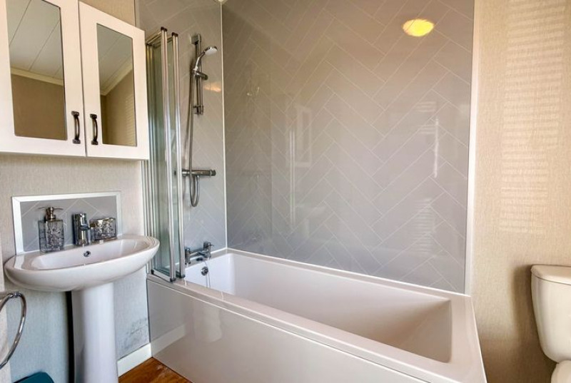 Cambridge Country Club, Toft Road, CB2310