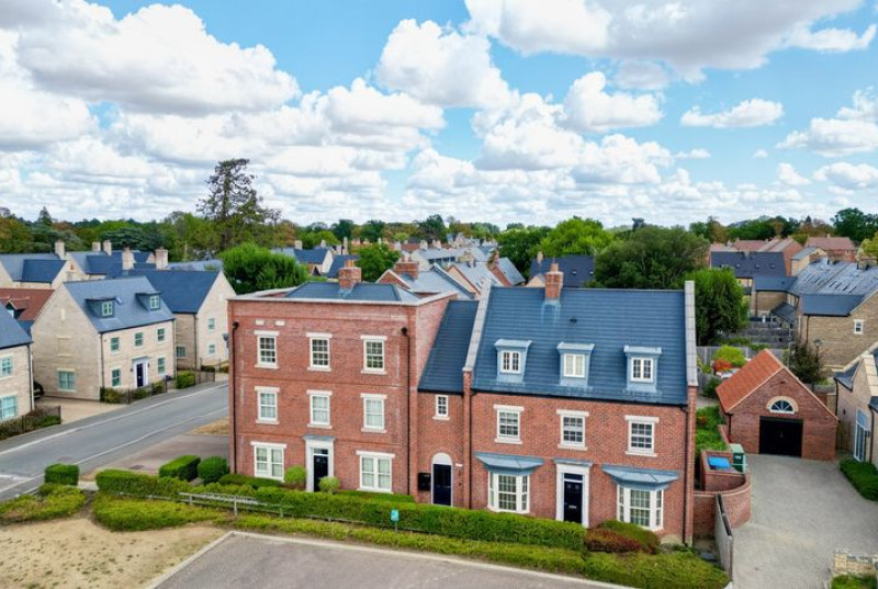 Central Avenue, Brampton, PE286