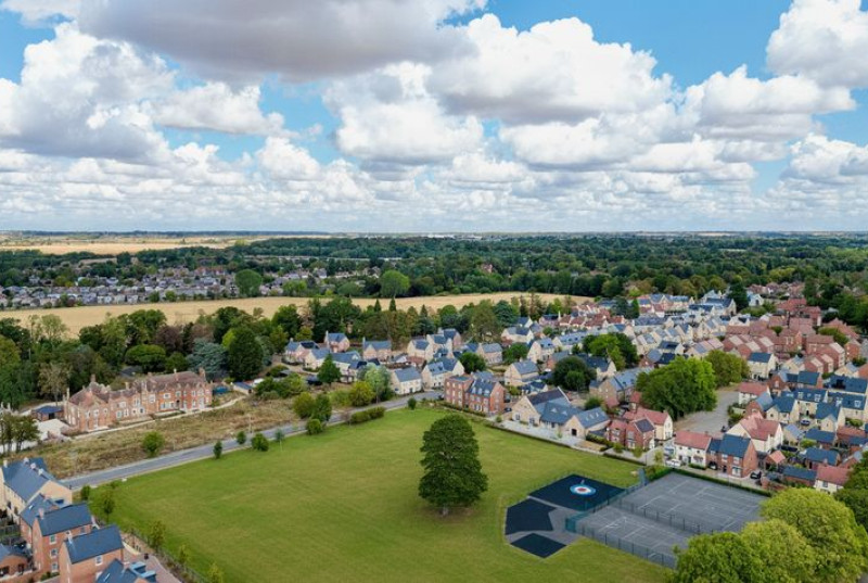 Central Avenue, Brampton, PE2828