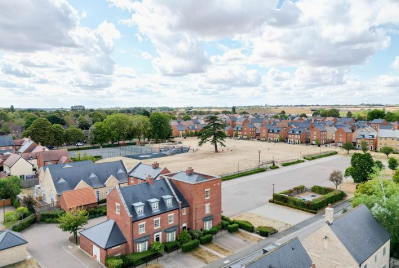 Central Avenue, Brampton, PE2830