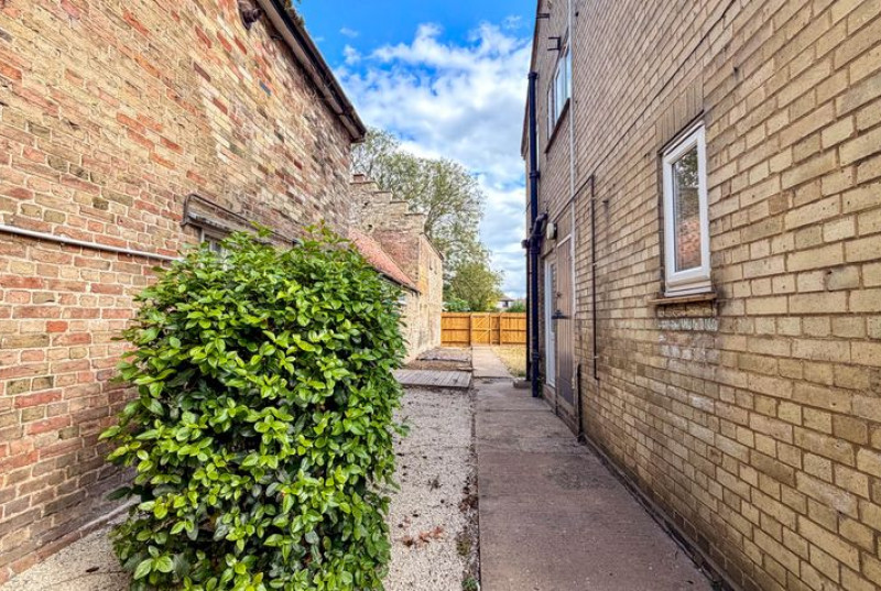 High Street, Somersham, PE2813