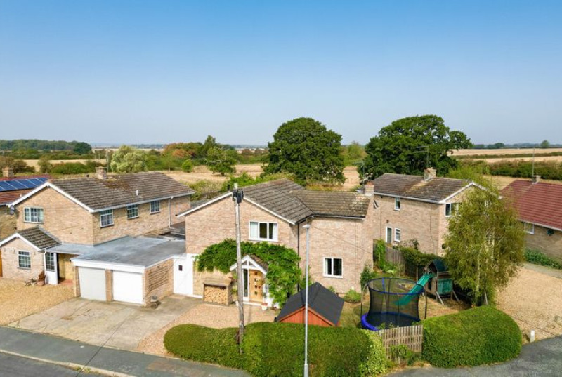 Helens Close, Ramsey, PE267