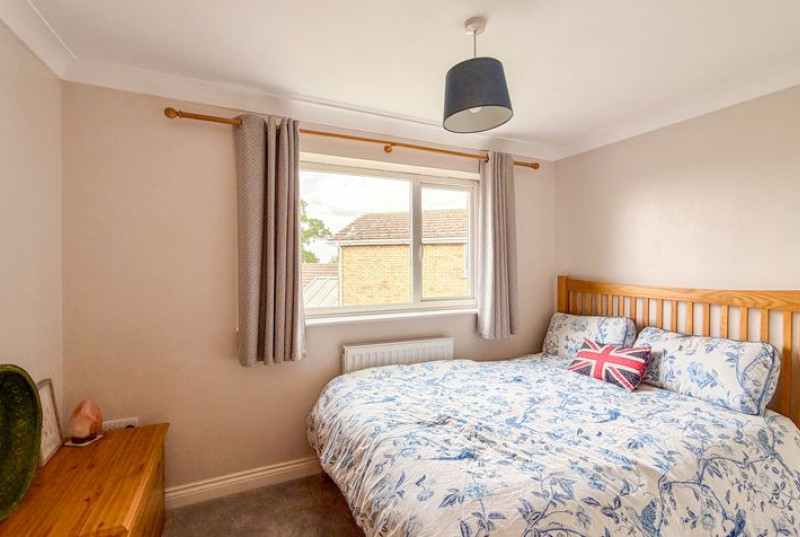 Helens Close, Ramsey, PE2633