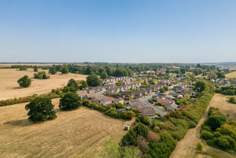 Helens Close, Ramsey, PE2651
