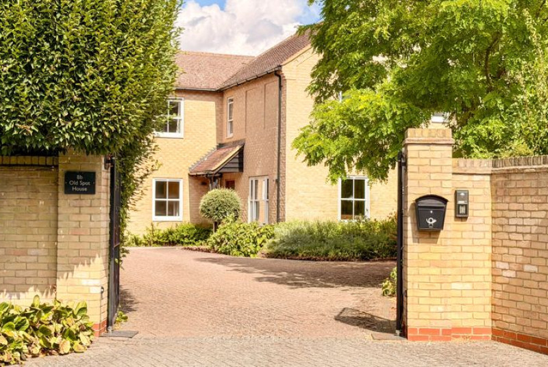 Pig Lane, St Ives, PE27