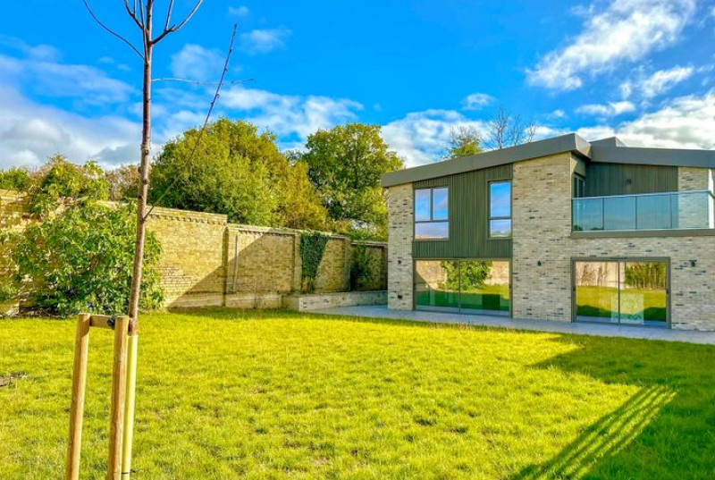 Houghton Road, St. Ives, PE2726