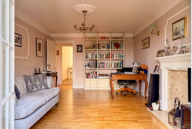 Chestnut Grove, Great Stukeley, PE2812