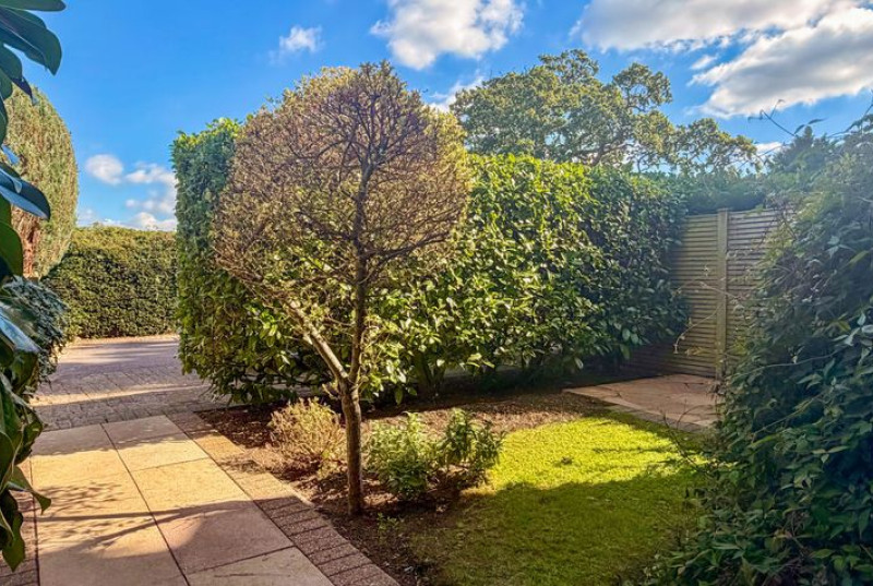 Chestnut Grove, Great Stukeley, PE2837