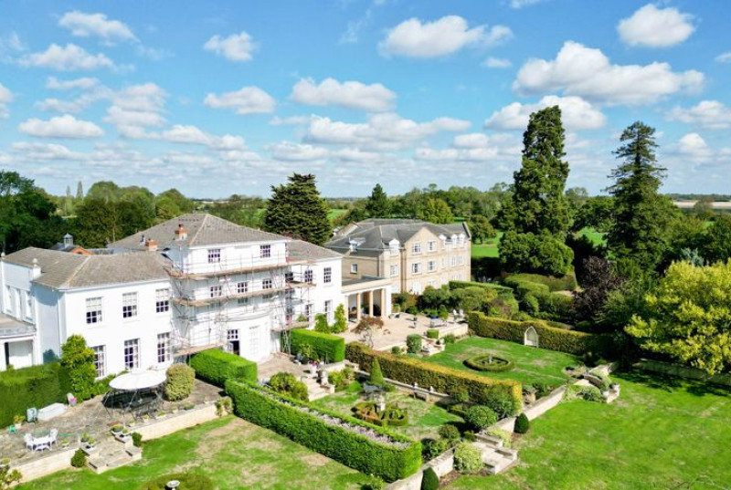 Chestnut Grove, Great Stukeley, PE2853