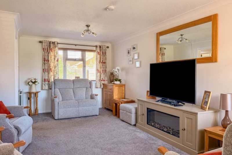 Greenfields, Earith, PE2812