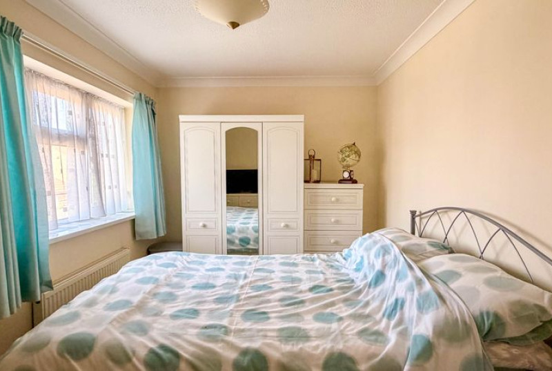 Greenfields, Earith, PE2823