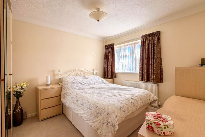 Greenfields, Earith, PE2824