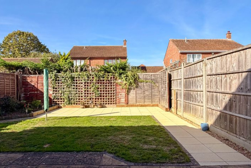 Greenfields, Earith, PE2831