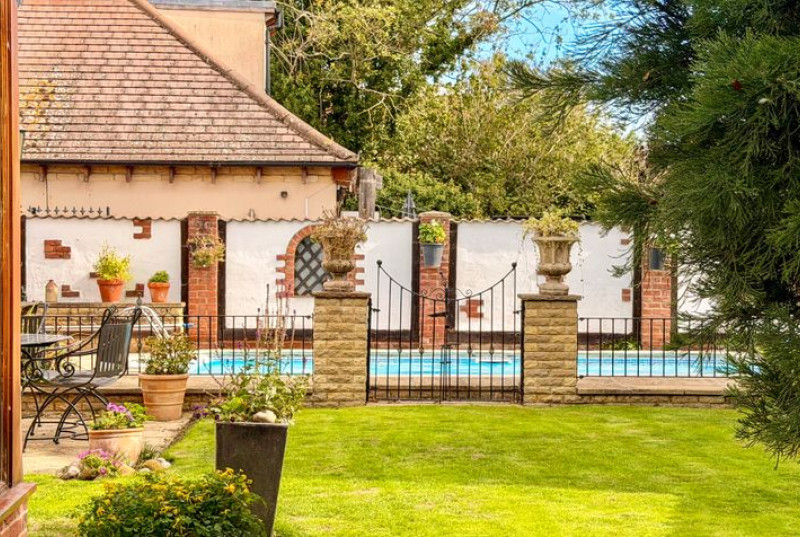 Irving Burgess Close, Whittlesey, PE759