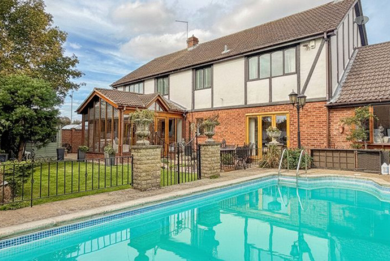 Irving Burgess Close, Whittlesey, PE764